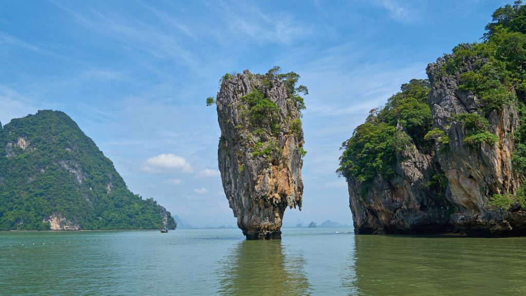 In the footsteps of James Bond. Come with us to the most famous rock in the world. Expect a landscape that is unique!